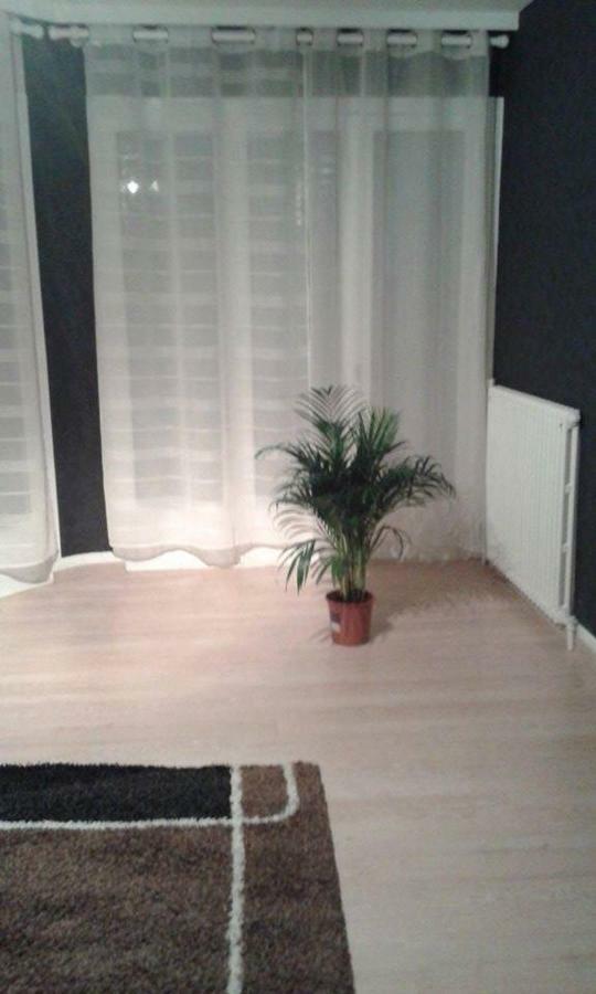 Appartement F 2 Vichy Esterno foto